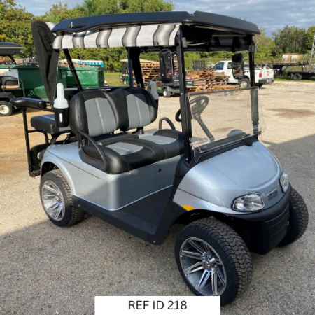 2021 E-Z-GO RXV ELITE - PLATINUM